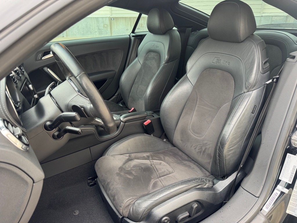 Audi TT 2.0T Coupe quattro S tronic 2012 Audi TT 2.0T Coupe quattro S tronic 2012