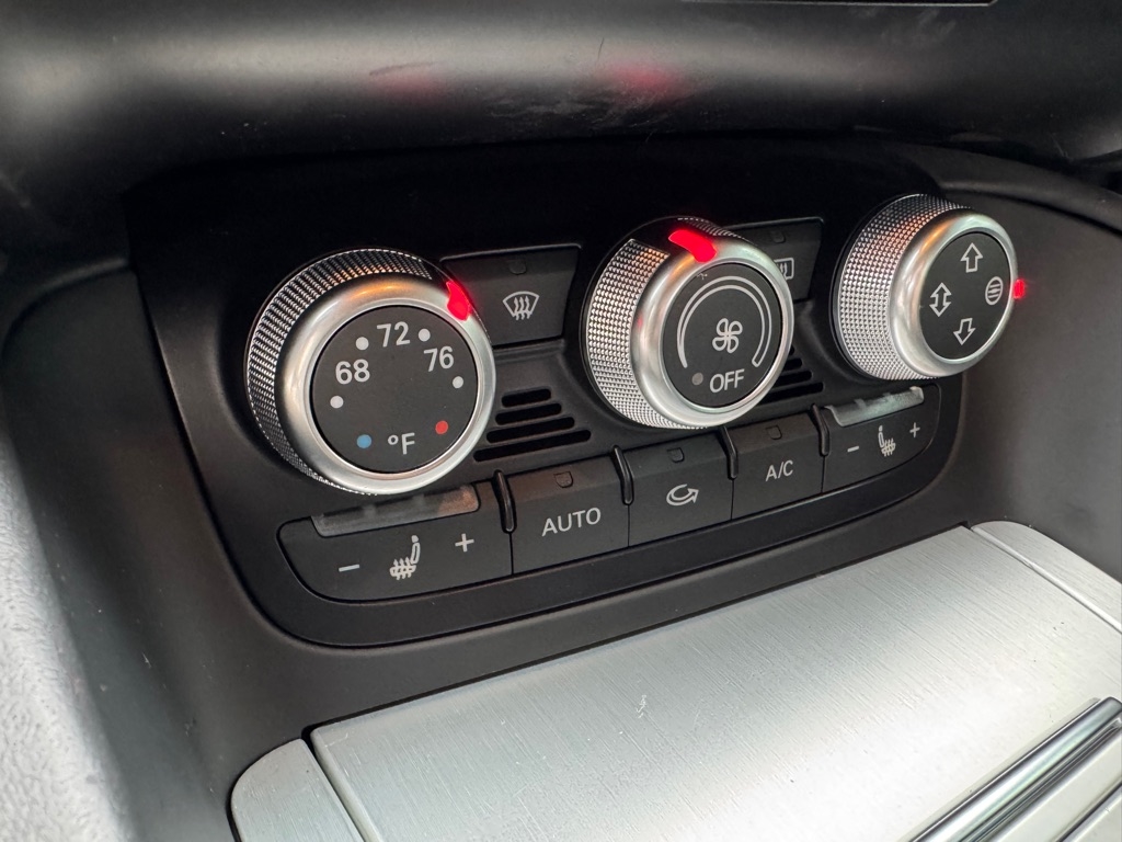 Audi TT 2.0T Coupe quattro S tronic 2012 Audi TT 2.0T Coupe quattro S tronic 2012