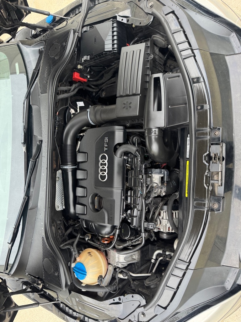 Audi TT 2.0T Coupe quattro S tronic 2012 Audi TT 2.0T Coupe quattro S tronic 2012