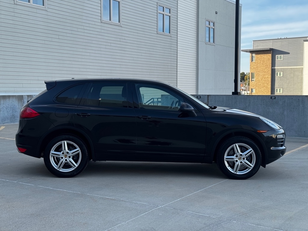 Porsche Cayenne Base 2014 Porsche Cayenne Base 2014