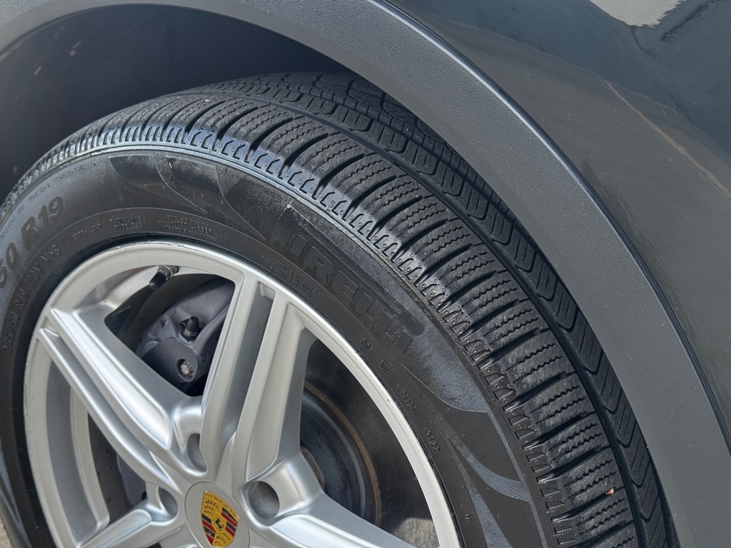 Porsche Cayenne Base 2014 Porsche Cayenne Base 2014