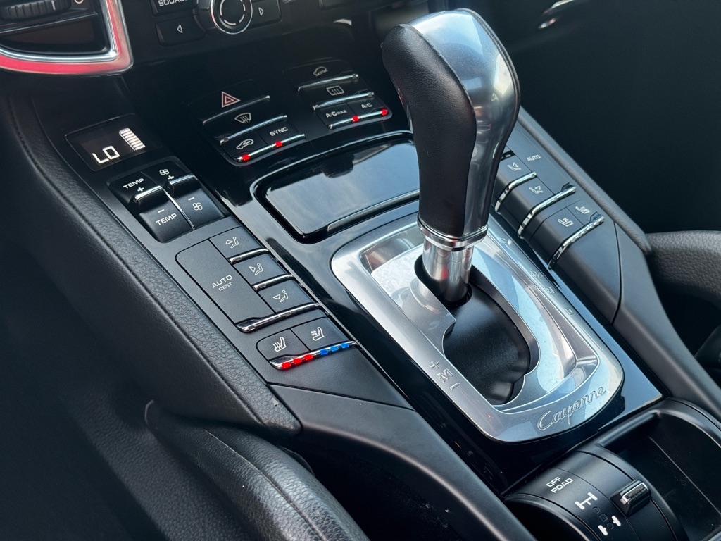 Porsche Cayenne Base 2014 Porsche Cayenne Base 2014