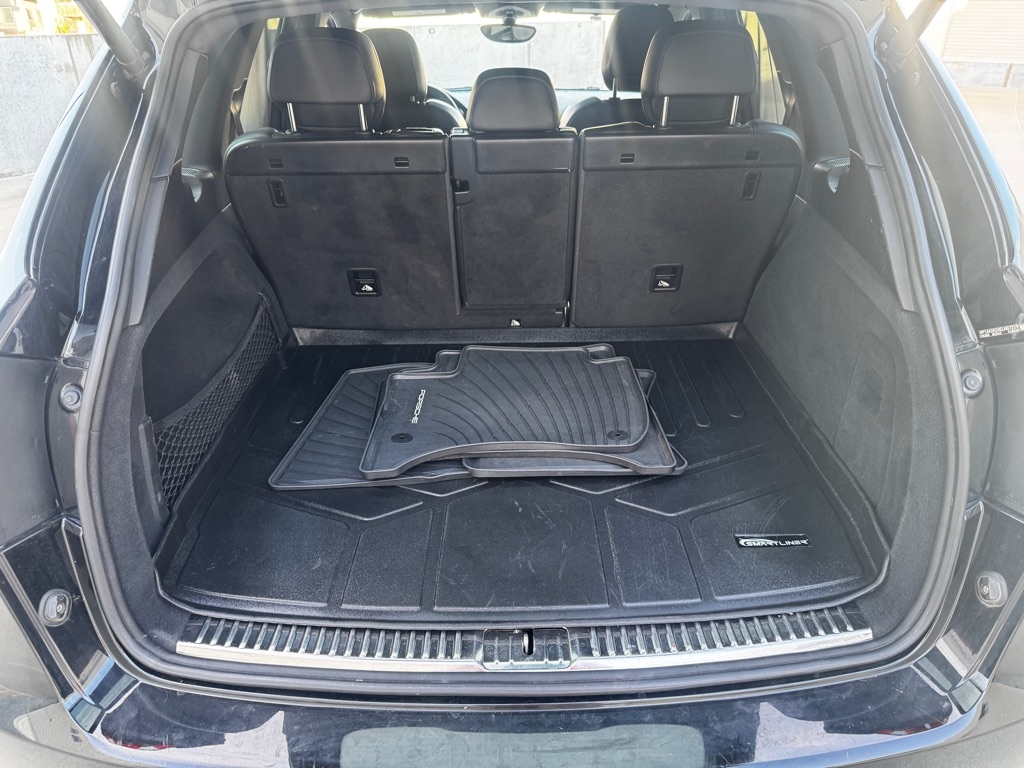 Porsche Cayenne Base 2014 Porsche Cayenne Base 2014
