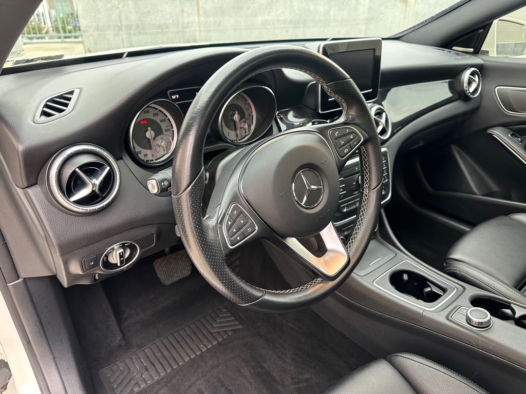 Mercedes-Benz CLA-Class CLA250 4MATIC 2016 Mercedes-Benz CLA-Class CLA250 4MATIC 2016