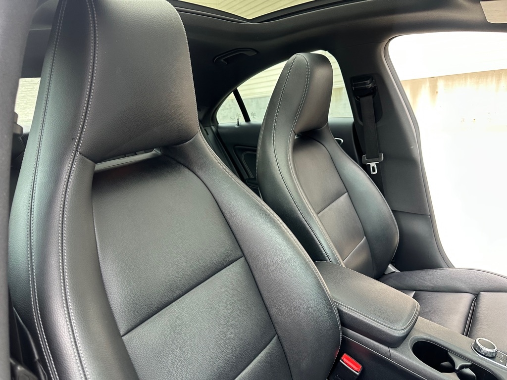 Mercedes-Benz CLA-Class CLA250 4MATIC 2016 Mercedes-Benz CLA-Class CLA250 4MATIC 2016