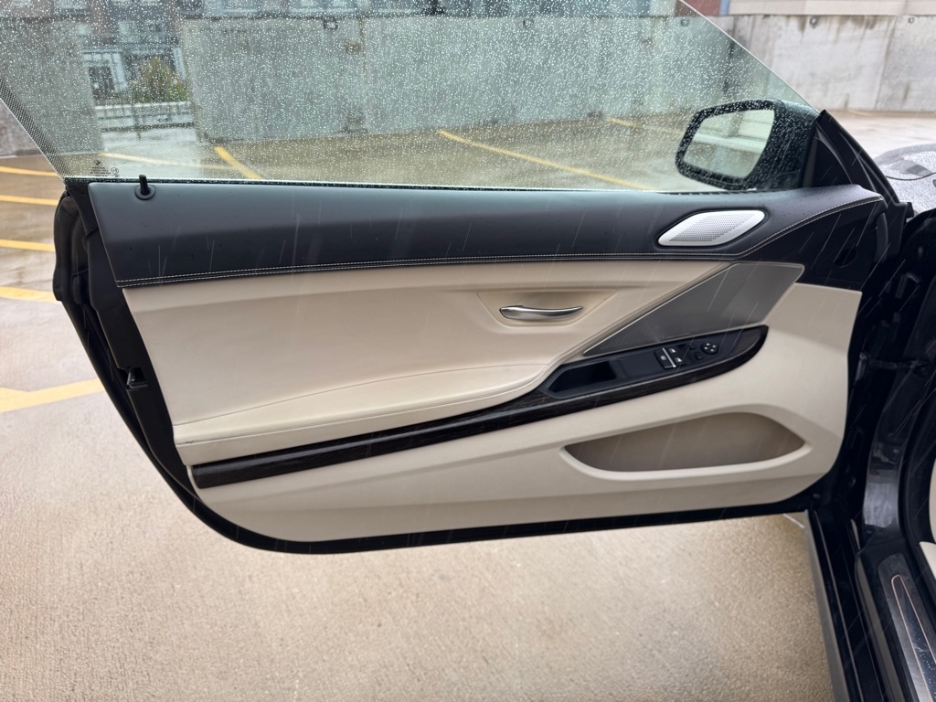 BMW 6-Series 650xi Coupe 2013 BMW 6-Series 650xi Coupe 2013