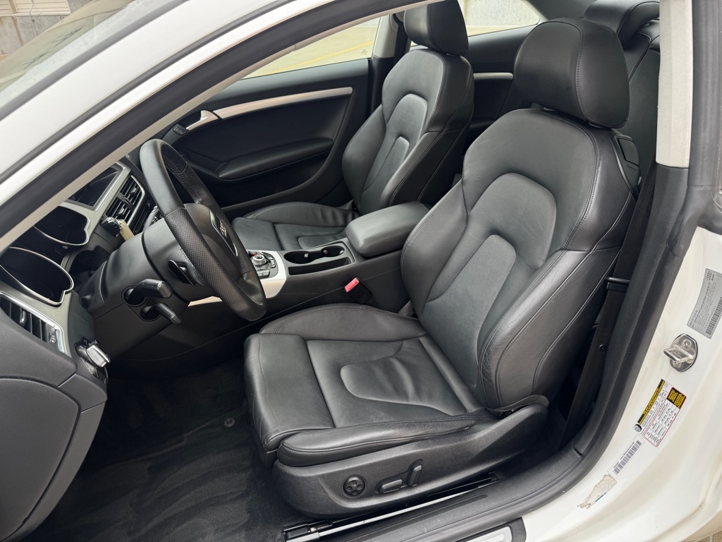 Audi A5 Coupe 2.0T quattro Tiptronic 2012 Audi A5 Coupe 2.0T quattro Tiptronic 2012