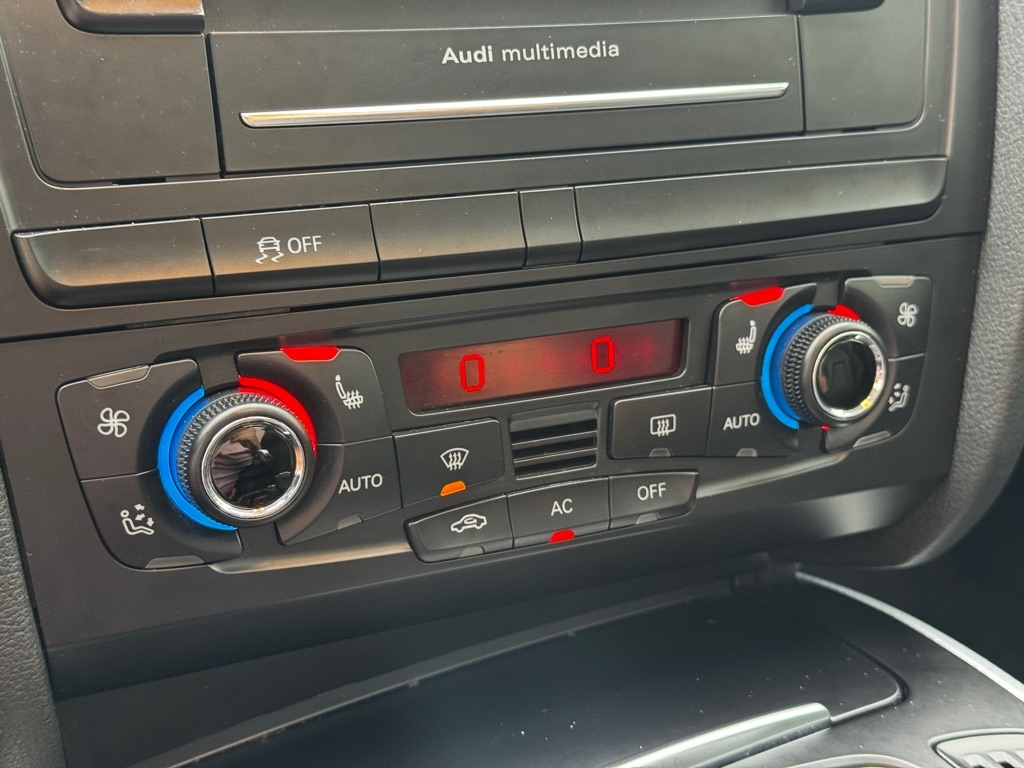 Audi A5 Coupe 2.0T quattro Tiptronic 2012 Audi A5 Coupe 2.0T quattro Tiptronic 2012