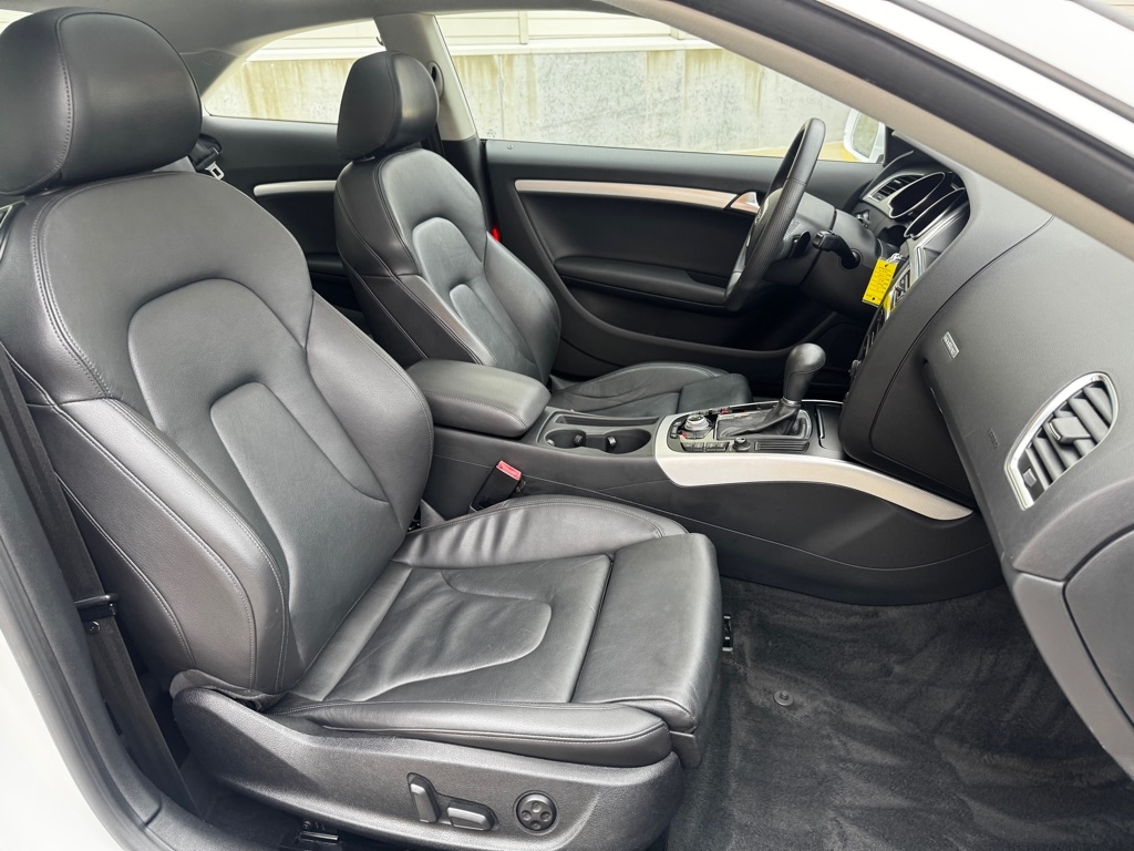 Audi A5 Coupe 2.0T quattro Tiptronic 2012 Audi A5 Coupe 2.0T quattro Tiptronic 2012