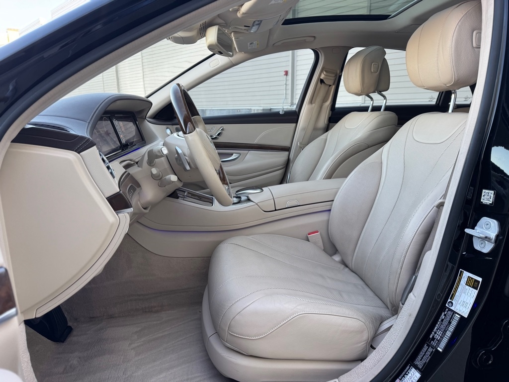 Mercedes-Benz S-Class S550 2015