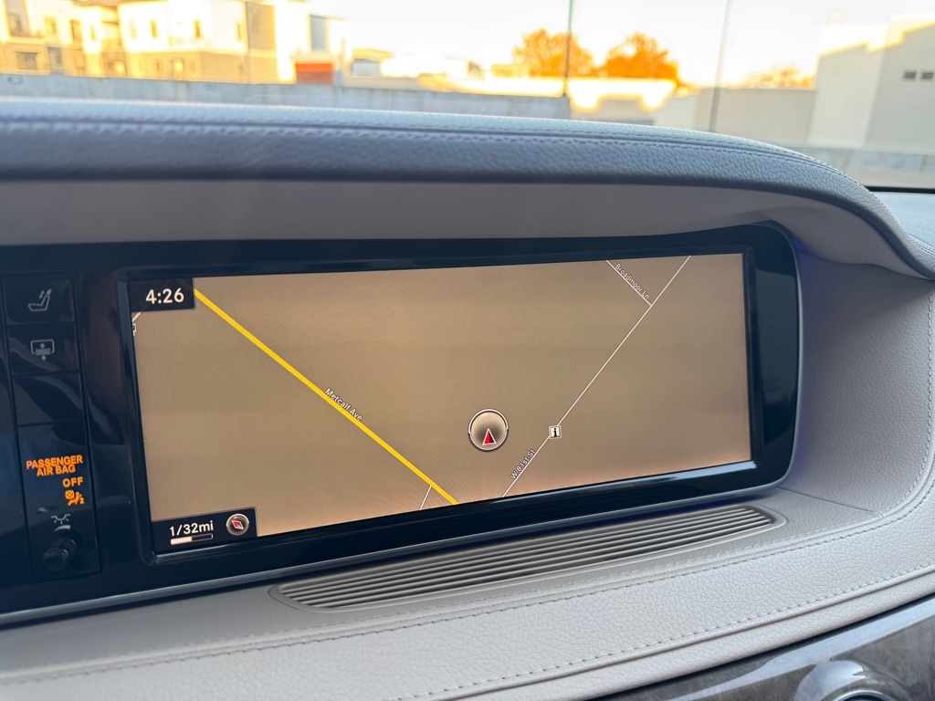 Mercedes-Benz S-Class S550 2015