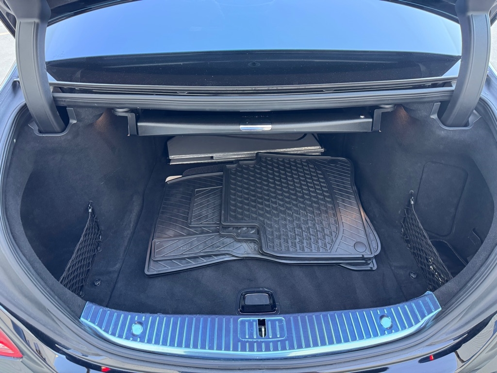 Mercedes-Benz S-Class S550 2015