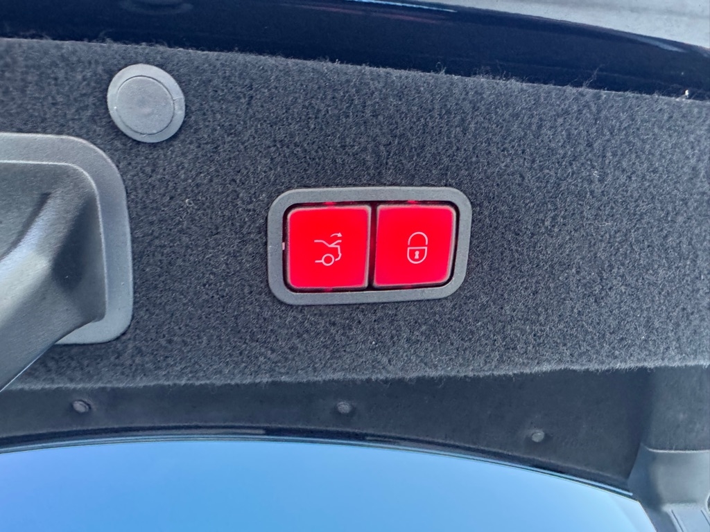 Mercedes-Benz S-Class S550 2015