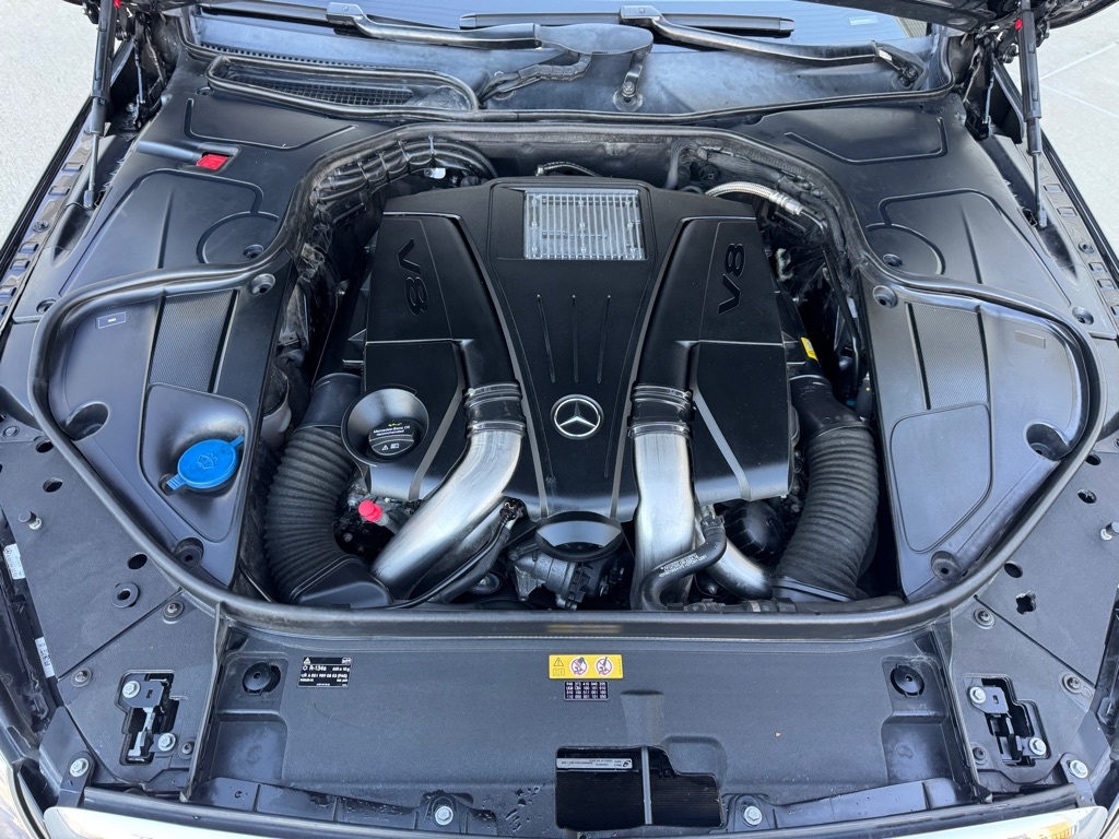 Mercedes-Benz S-Class S550 2015