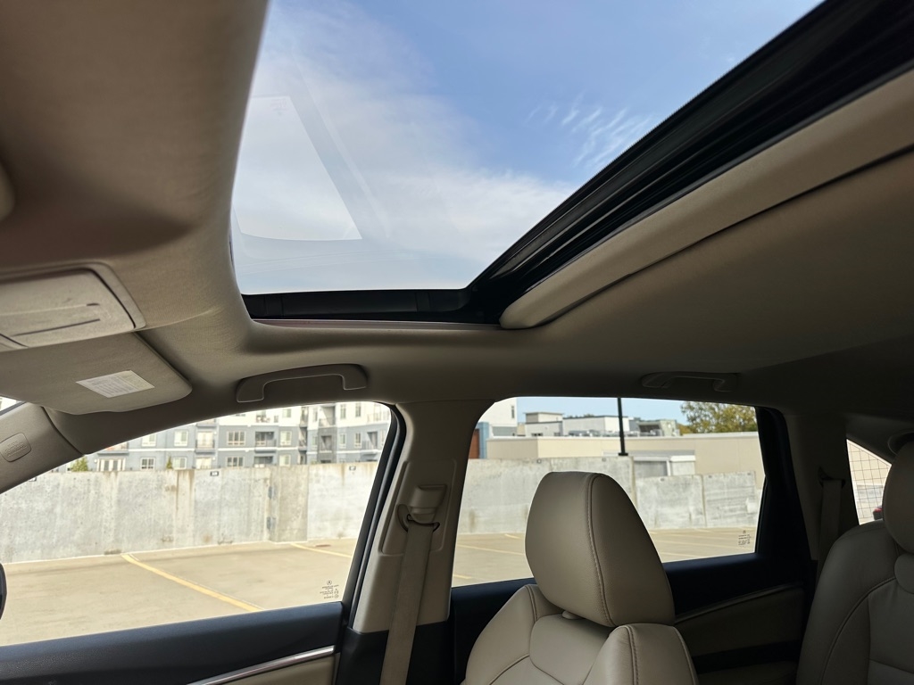 Acura MDX SH-AWD 9-Spd AT w/Tech Package 2016 Acura MDX SH-AWD 9-Spd AT w/Tech Package 2016