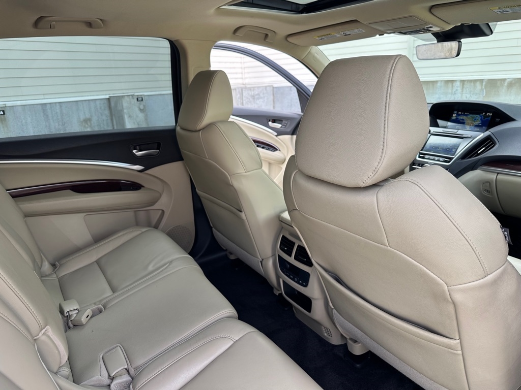 Acura MDX SH-AWD 9-Spd AT w/Tech Package 2016 Acura MDX SH-AWD 9-Spd AT w/Tech Package 2016