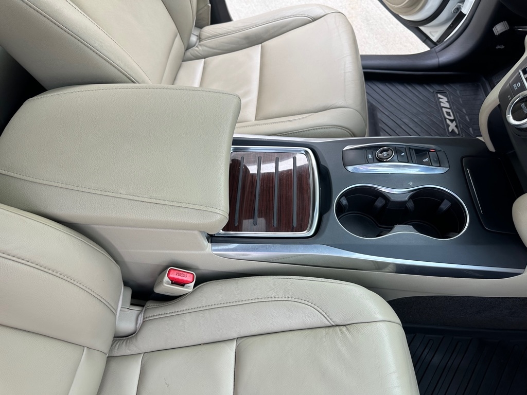 Acura MDX SH-AWD 9-Spd AT w/Tech Package 2016 Acura MDX SH-AWD 9-Spd AT w/Tech Package 2016