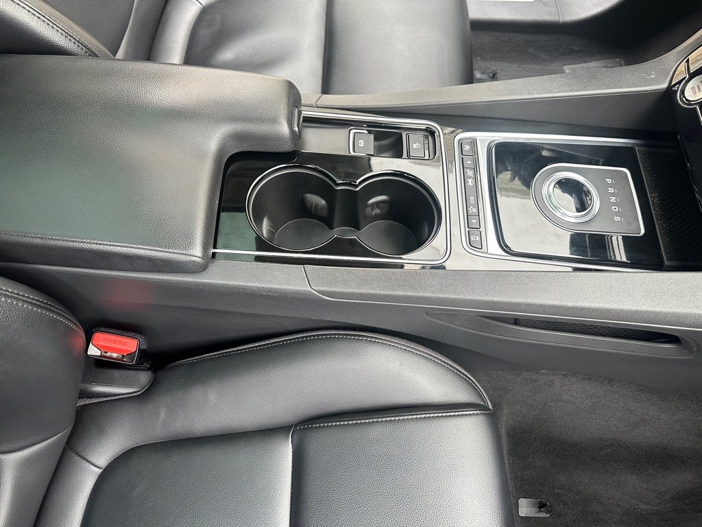 Jaguar F-Pace 35t Premium 2017 Jaguar F-Pace 35t Premium 2017