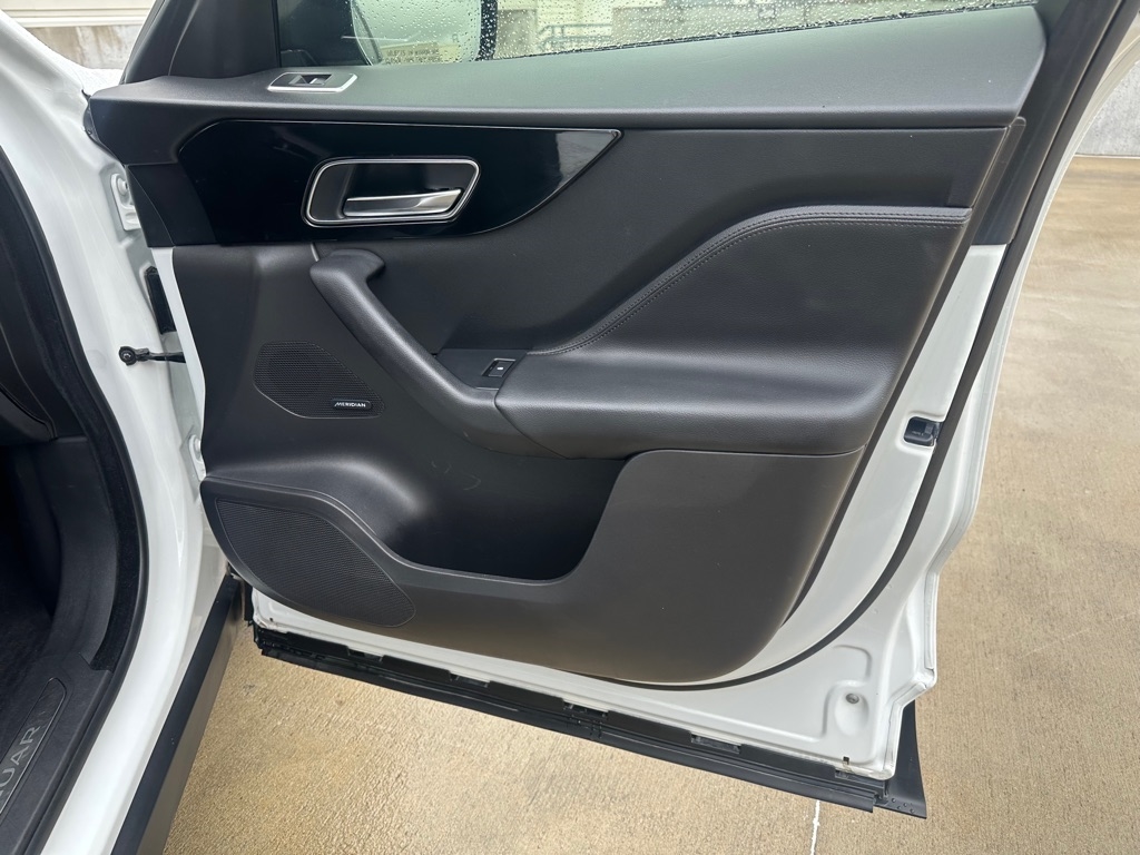 Jaguar F-Pace 35t Premium 2017 Jaguar F-Pace 35t Premium 2017