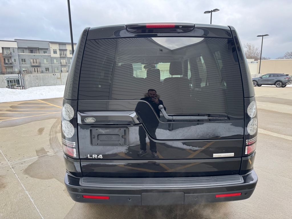 2015 Land Rover LR4 HSE photo 4