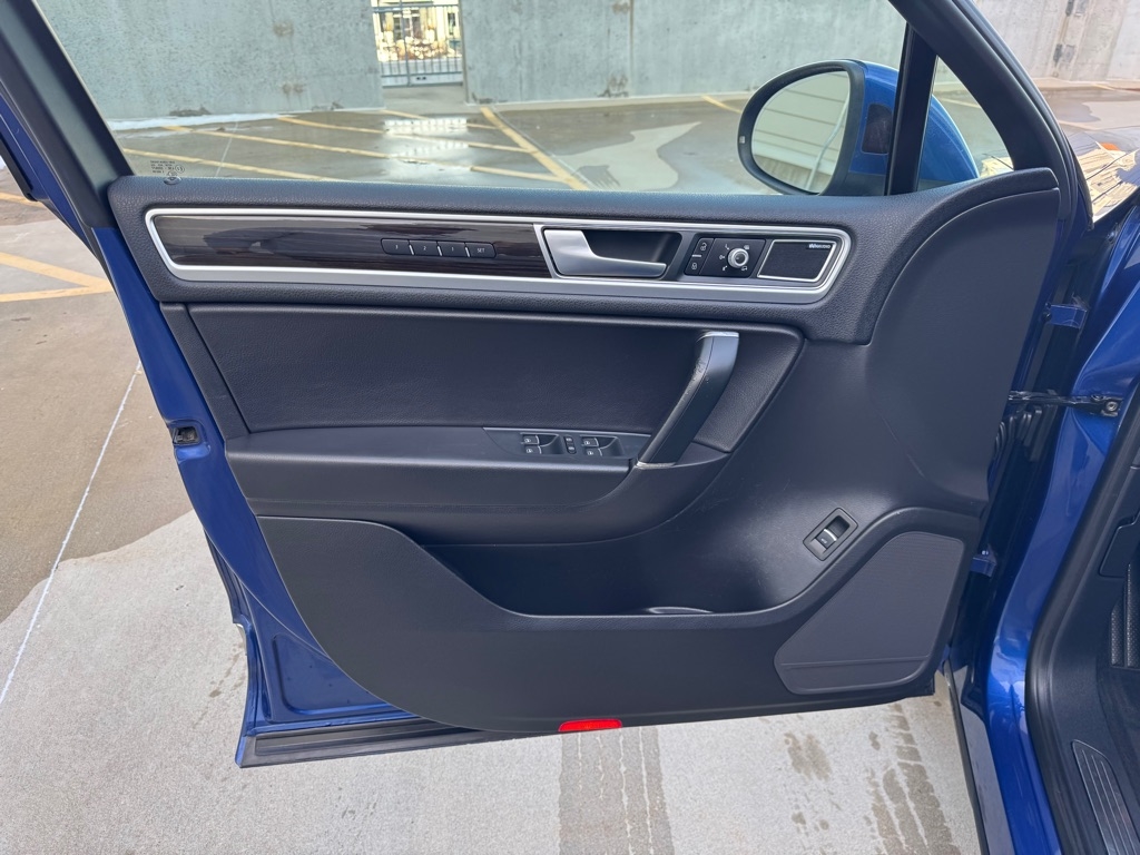 Volkswagen Touareg VR6 Lux 2016