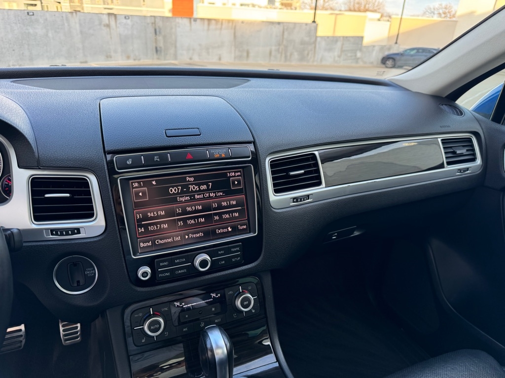 Volkswagen Touareg VR6 Lux 2016