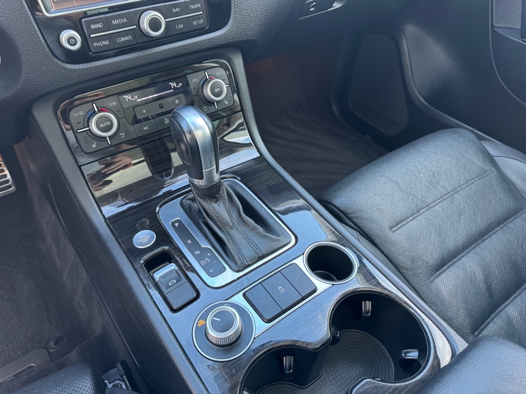 Volkswagen Touareg VR6 Lux 2016