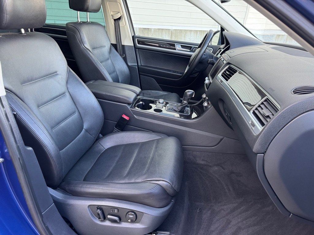 Volkswagen Touareg VR6 Lux 2016