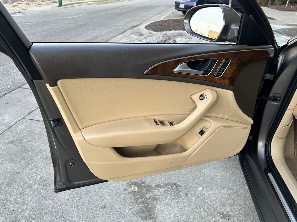 Audi A6 3.0T quattro Tiptronic 2012