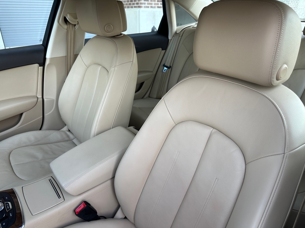 Audi A6 3.0T quattro Tiptronic 2012