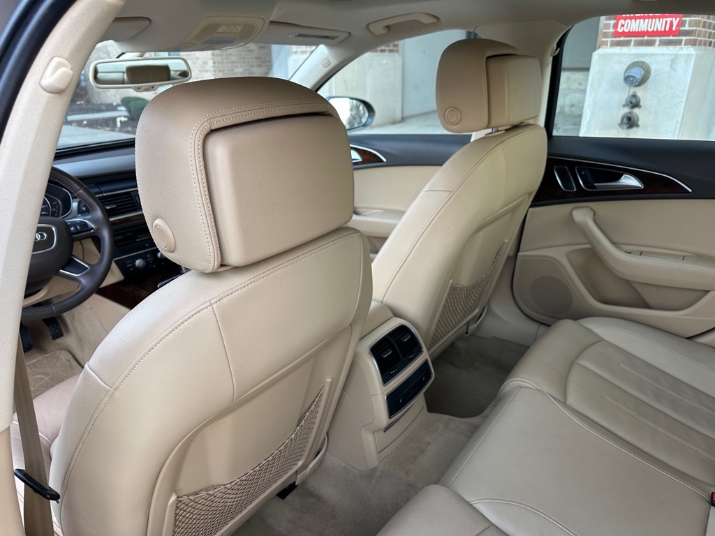 Audi A6 3.0T quattro Tiptronic 2012