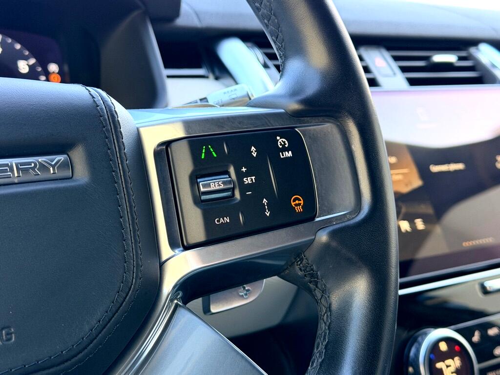 Land Rover Discovery R-Dynamic HSE 2022