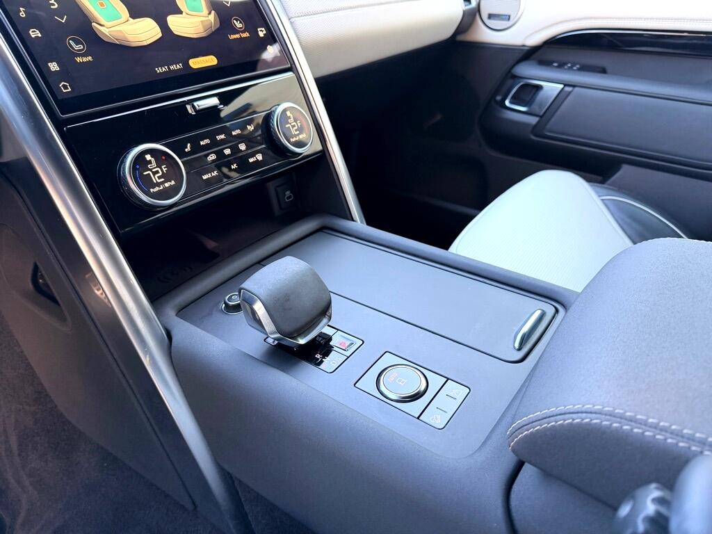 Land Rover Discovery R-Dynamic HSE 2022