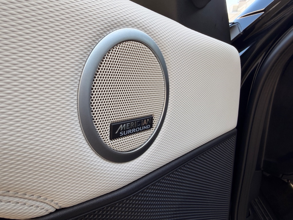 Land Rover Discovery R-Dynamic HSE 2022