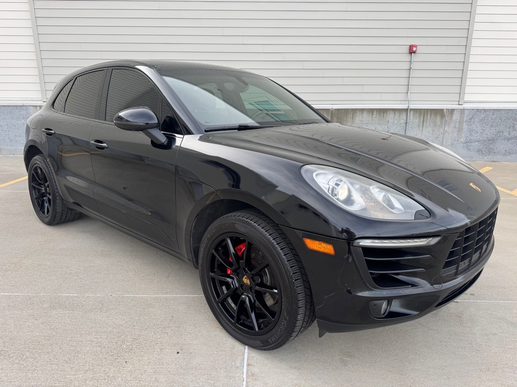2016 Porsche Macan S's photo