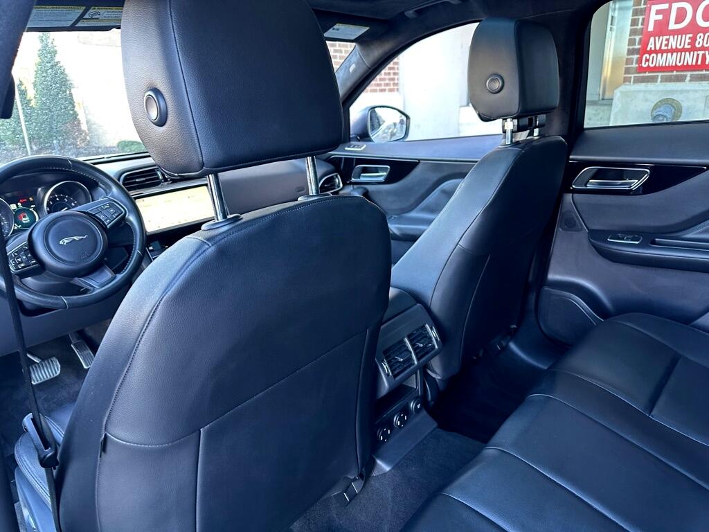 Jaguar F-Pace 25t Premium 2019