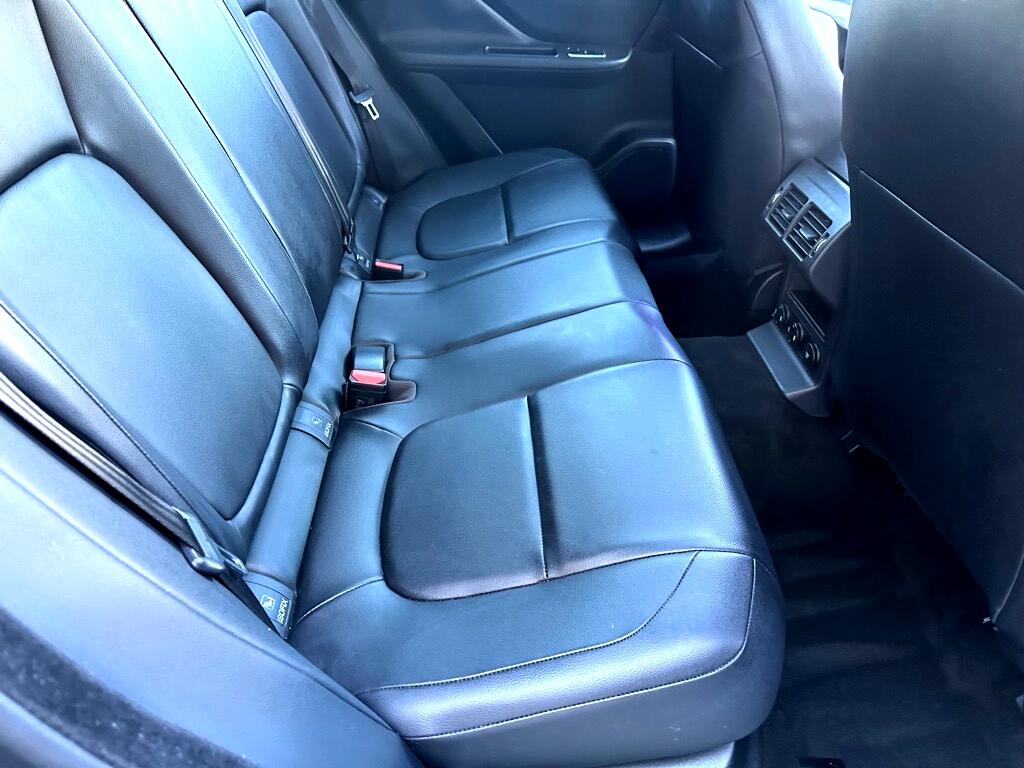 Jaguar F-Pace 25t Premium 2019