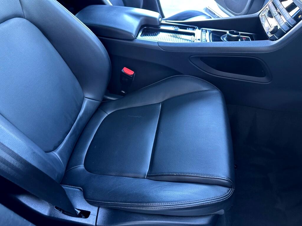 Jaguar F-Pace 25t Premium 2019