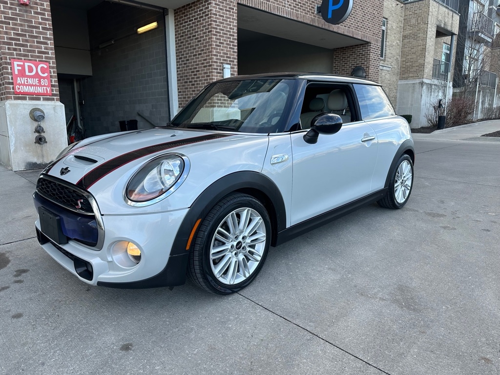 2015 MINI Cooper S's photo