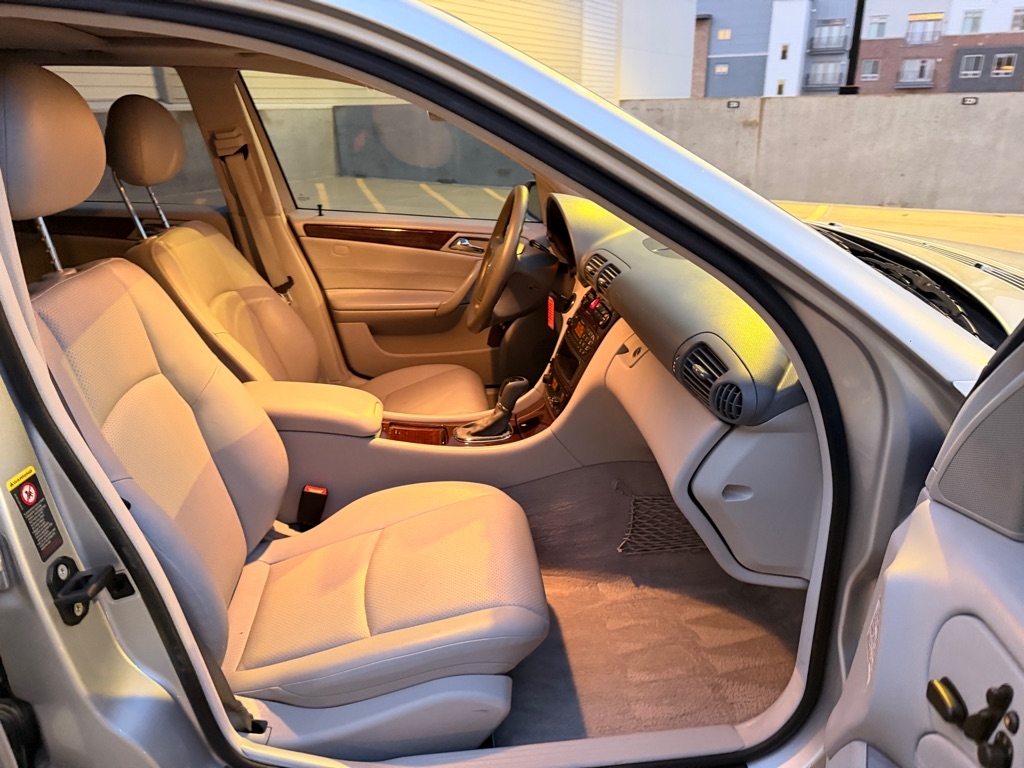 Mercedes-Benz C-Class Wagon C320 2002