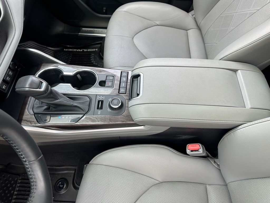 Toyota Highlander Platinum AWD V6 2020