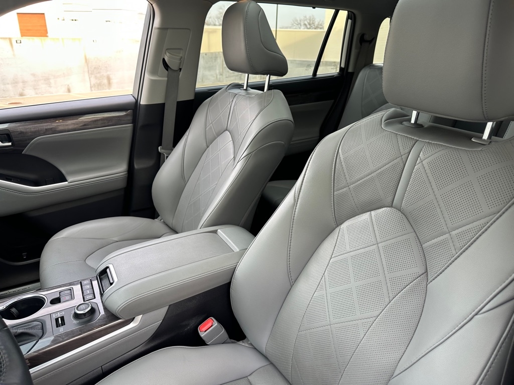 Toyota Highlander Platinum AWD V6 2020