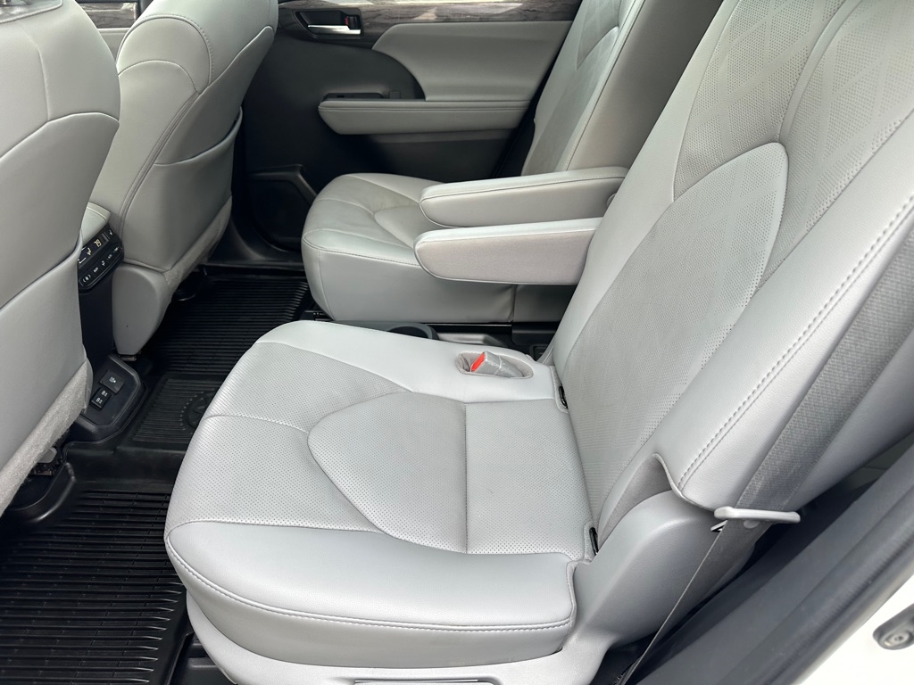 Toyota Highlander Platinum AWD V6 2020