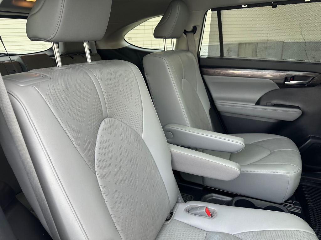 Toyota Highlander Platinum AWD V6 2020