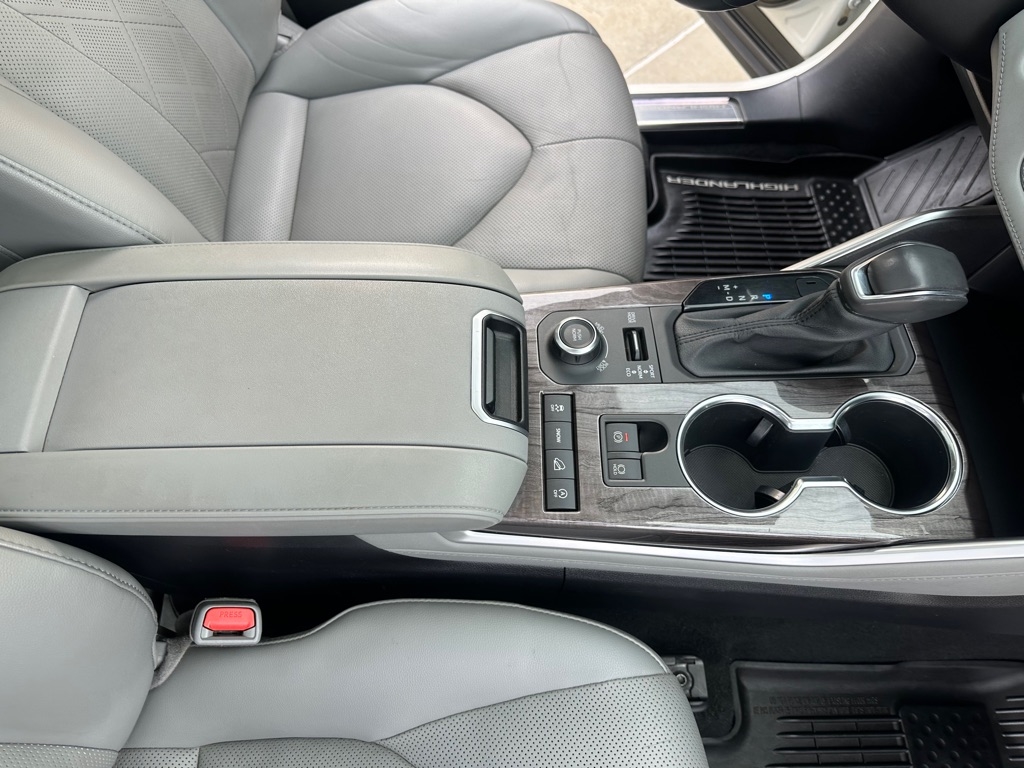 Toyota Highlander Platinum AWD V6 2020