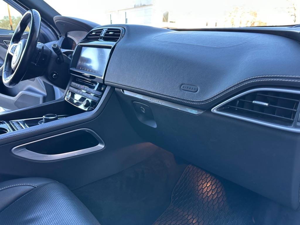 Jaguar F-Pace 20d R-Sport 2017