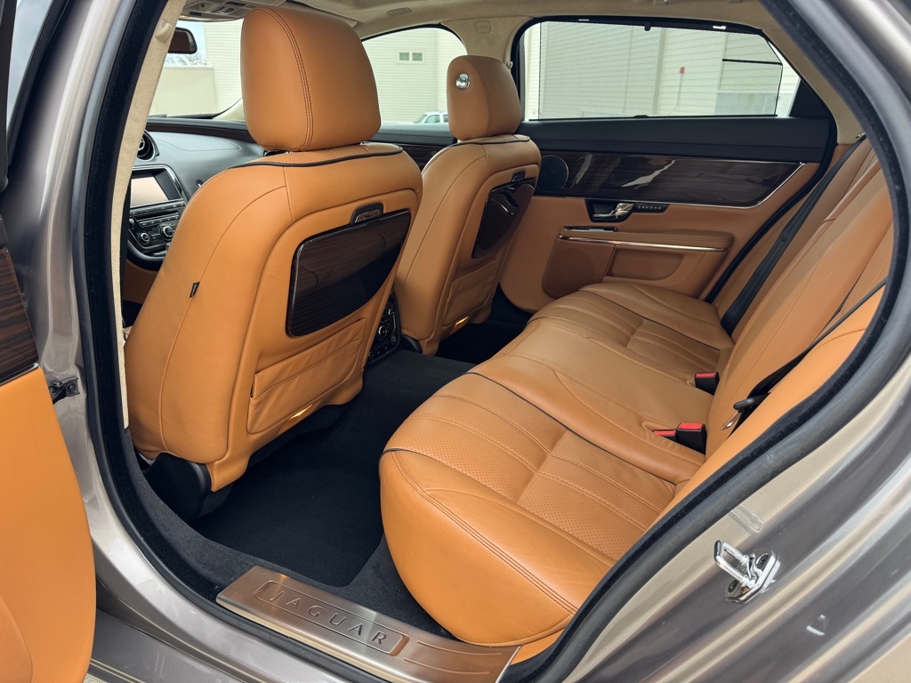 Jaguar XJ-Series XJ Supercharged 2011