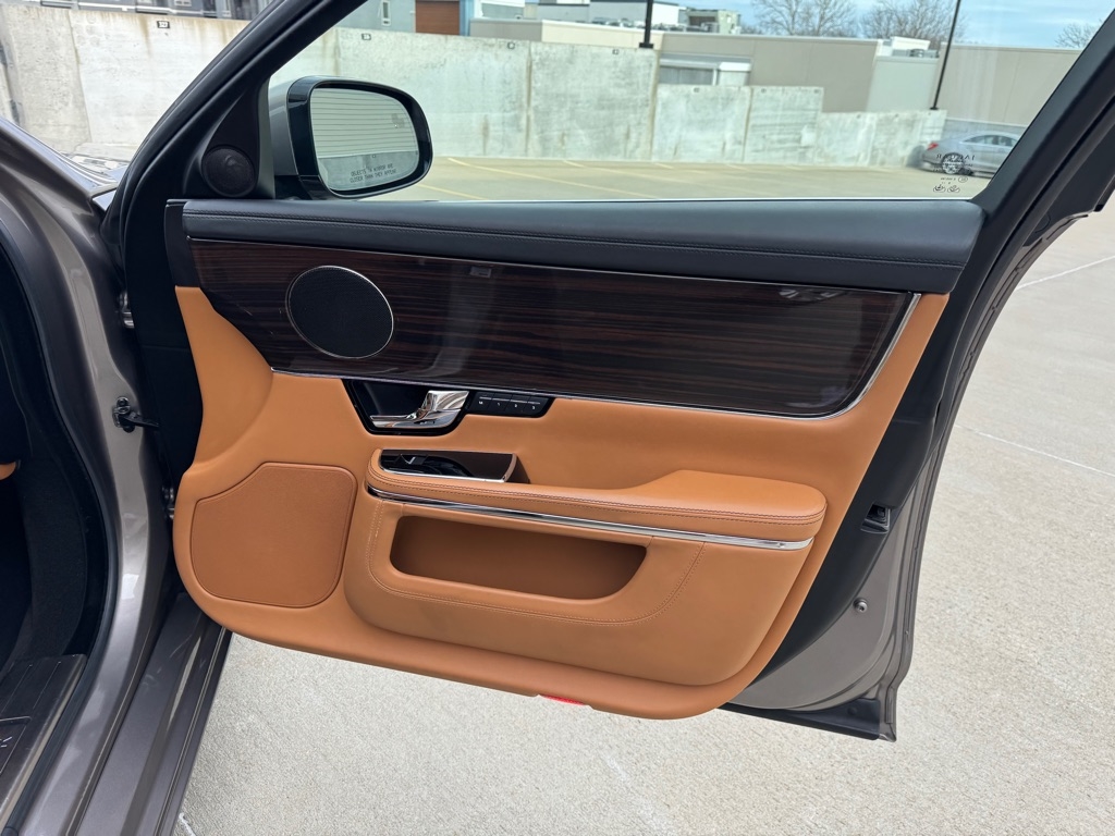 Jaguar XJ-Series XJ Supercharged 2011