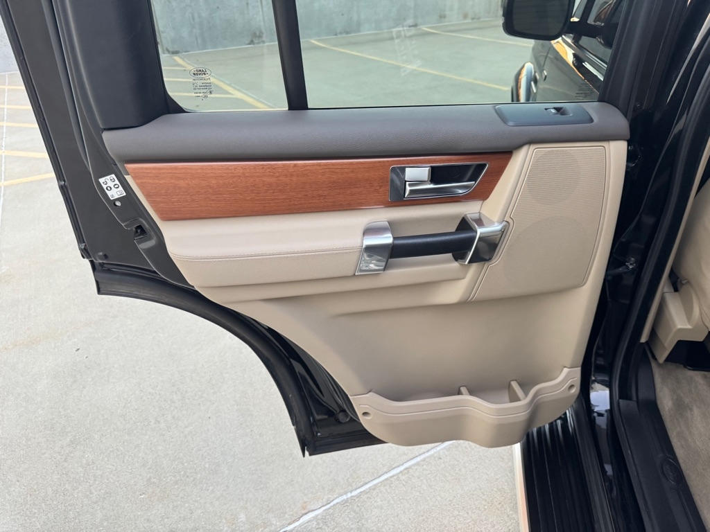 Land Rover LR4 HSE 2016