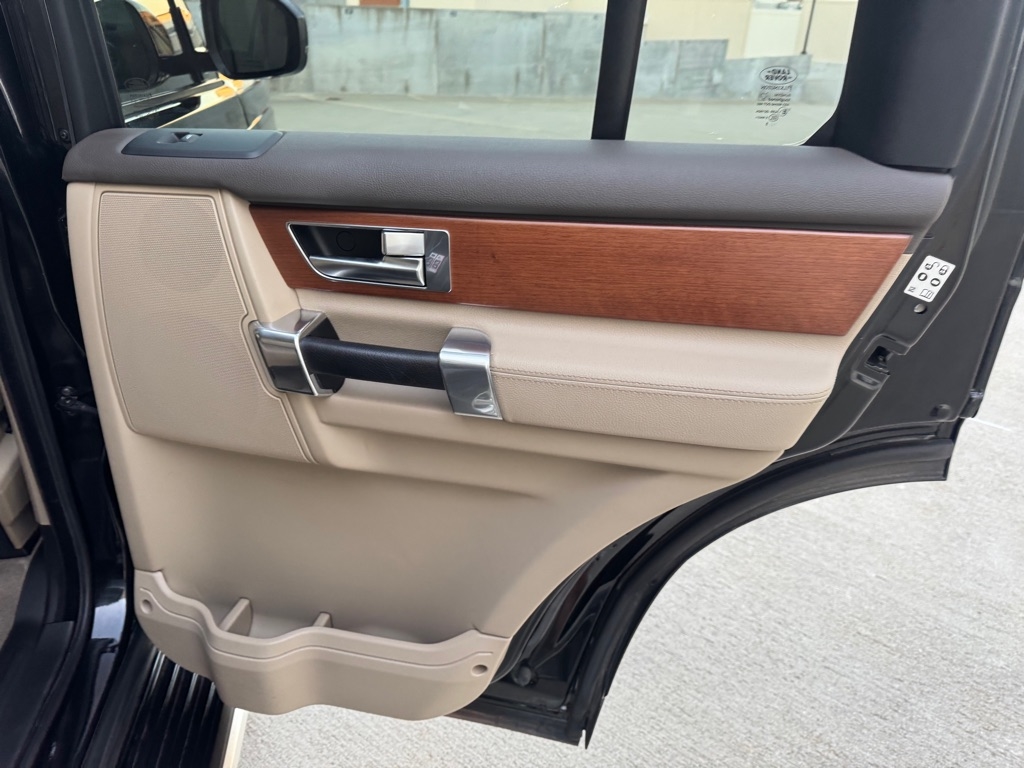 Land Rover LR4 HSE 2016